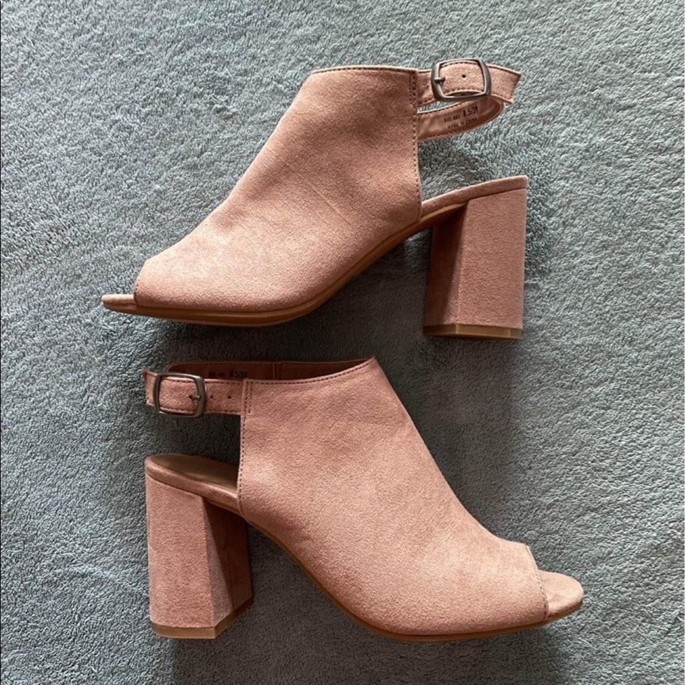 blush pink suede heels (size 8.5)